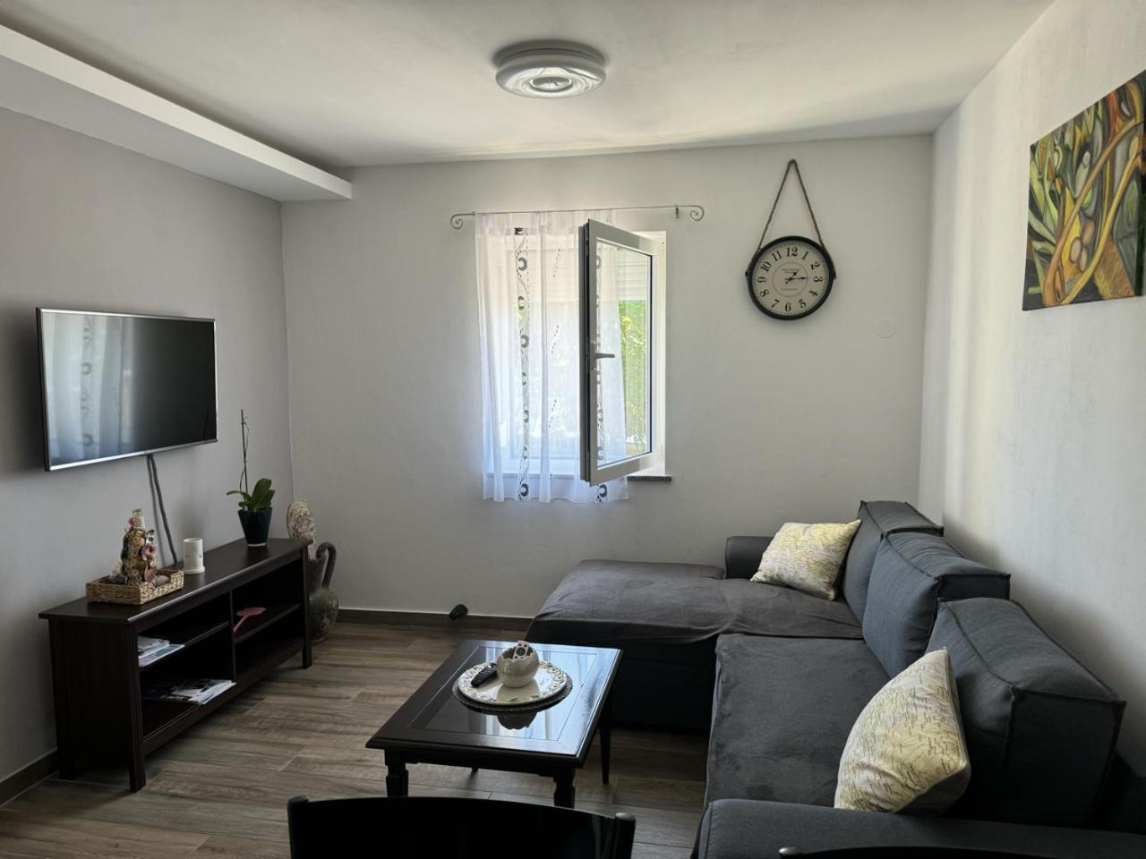 Heart Of Stone Apartamento Tulisevica Exterior foto